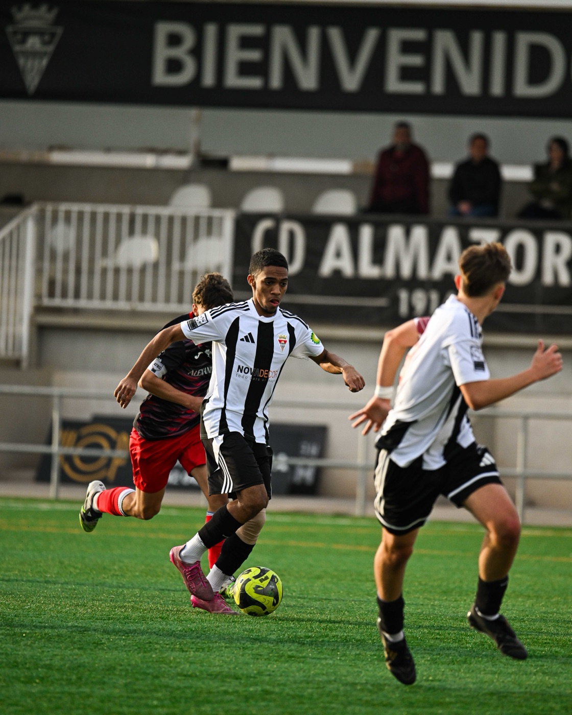 Juvenil A 0 — 4 CF At. Burriana - Salesianos B — 23
